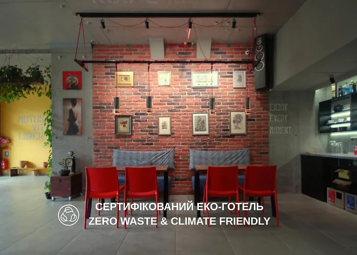 Cubby Hotel Львів